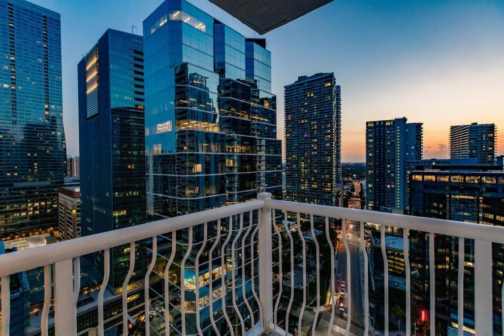Upscale Brickell 3 Bedroom With Water Views And Free Parking 迈阿密 外观 照片