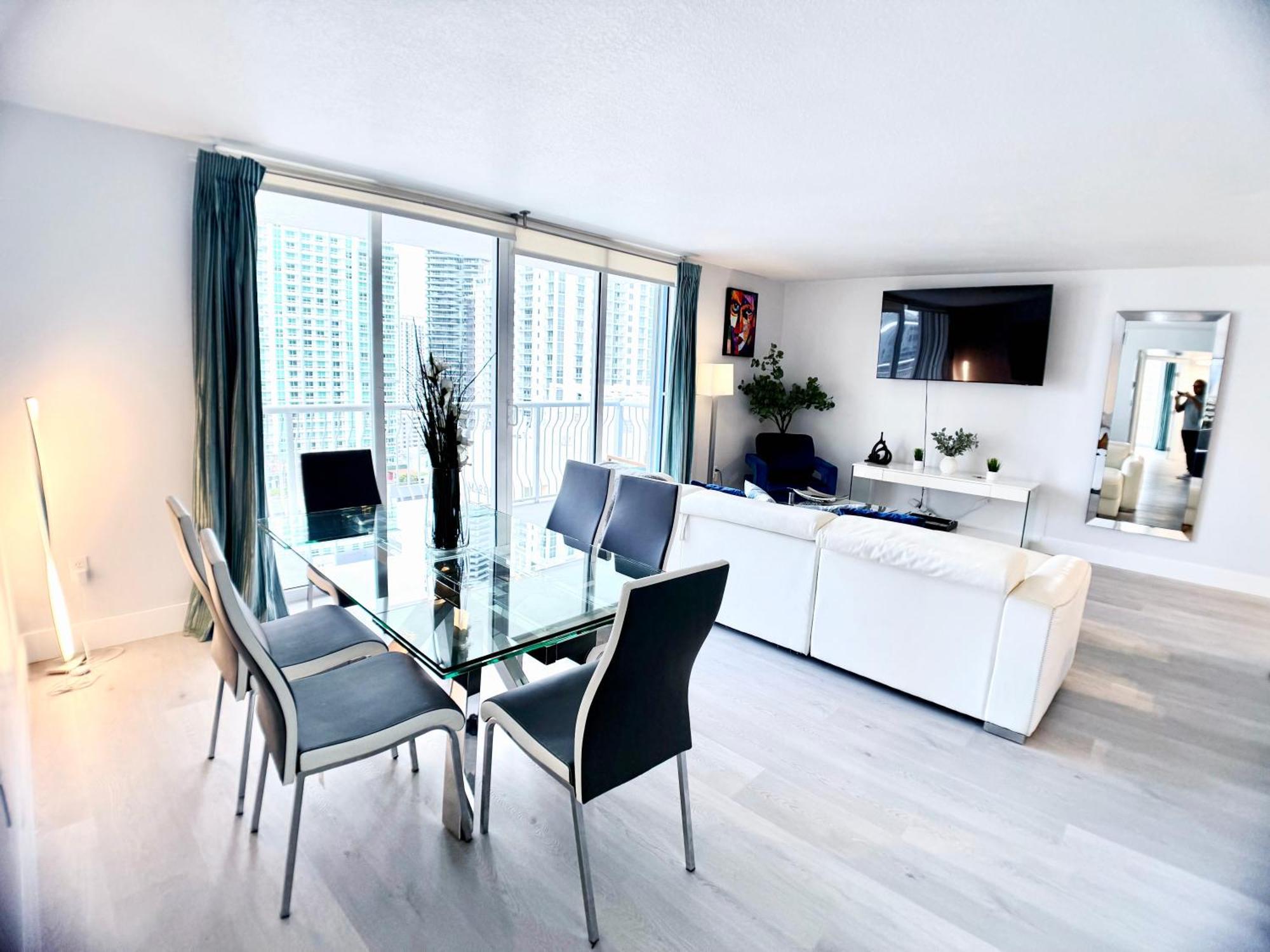 Upscale Brickell 3 Bedroom With Water Views And Free Parking 迈阿密 外观 照片